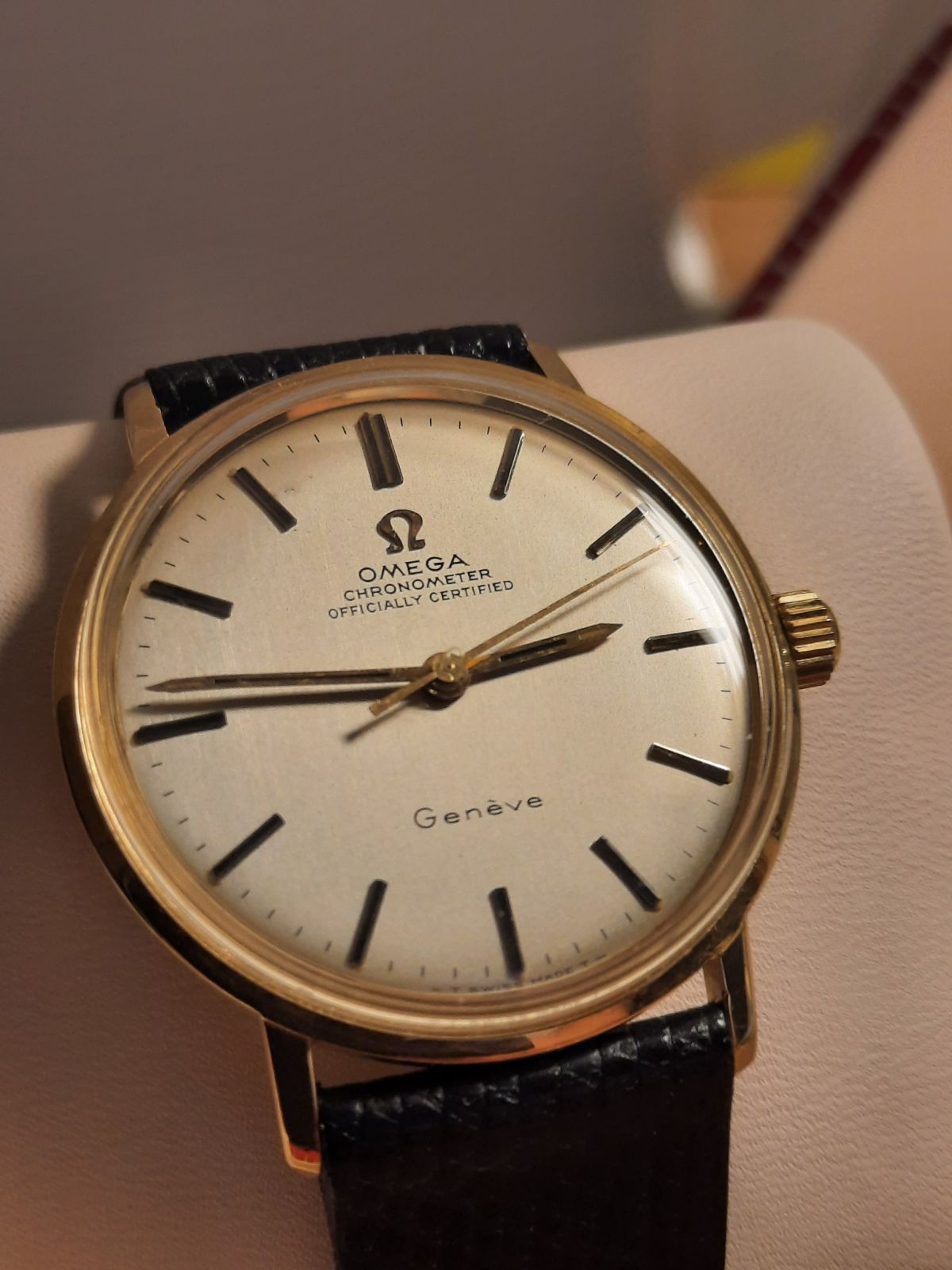 Omega-Geneve-Chronométer-137.001-cal602-1968