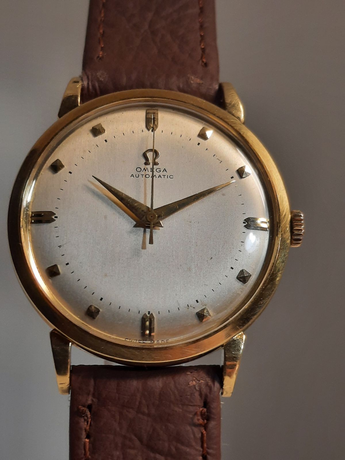 Omega-Tresor-2643-cal351-1951-18k