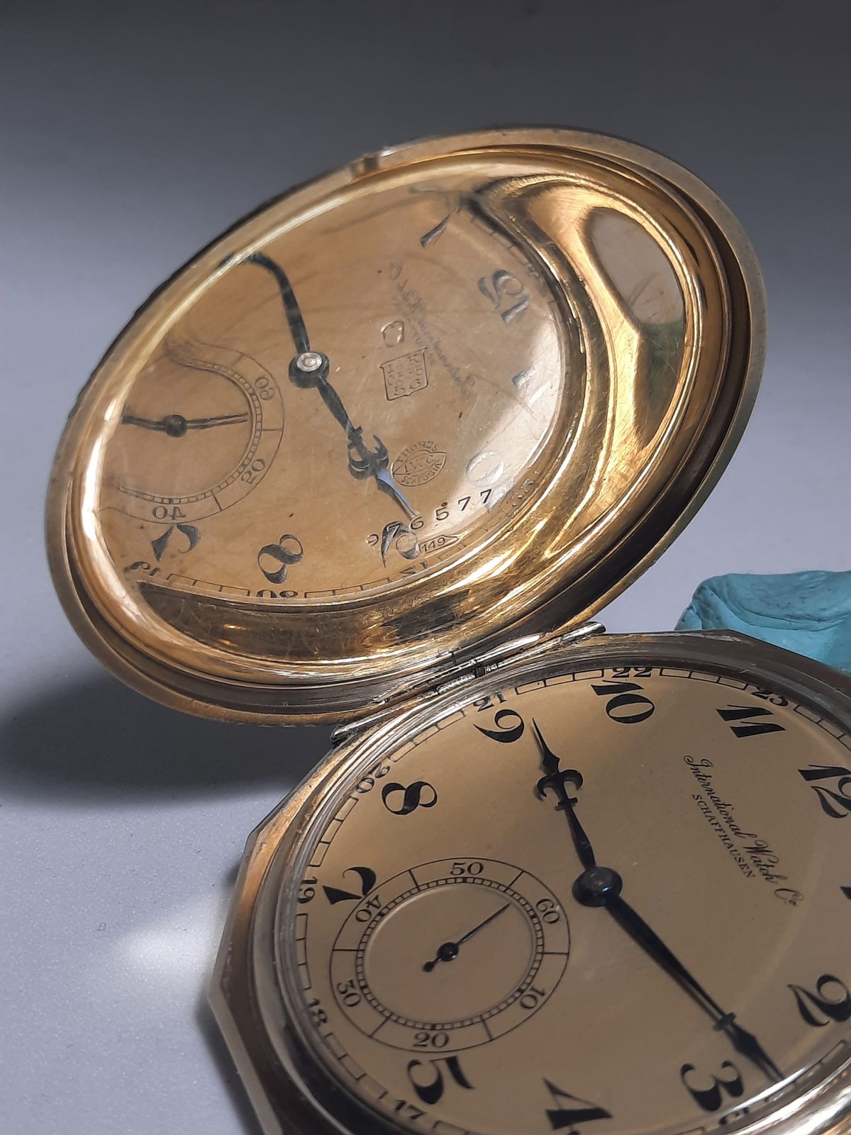 IWC-Art deco-Tailcoat-cal 73-1935-14k hunter