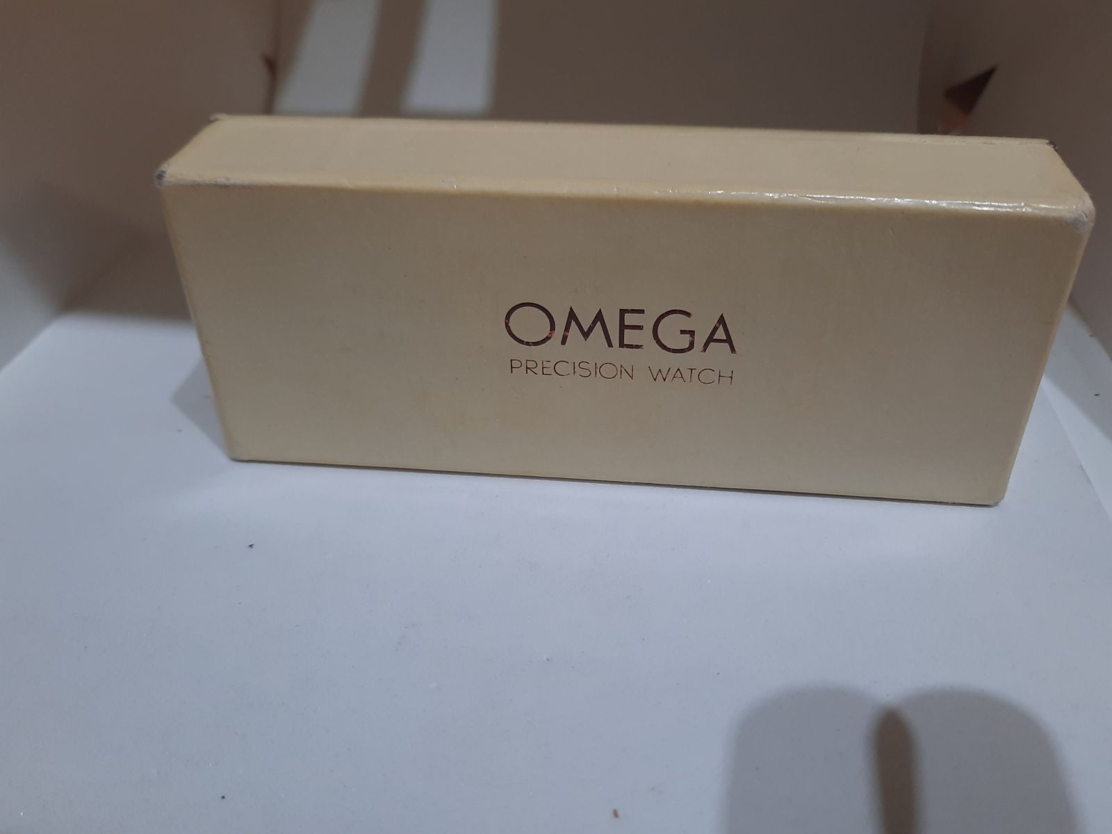 Omega Precision vintage doboz (sárga)