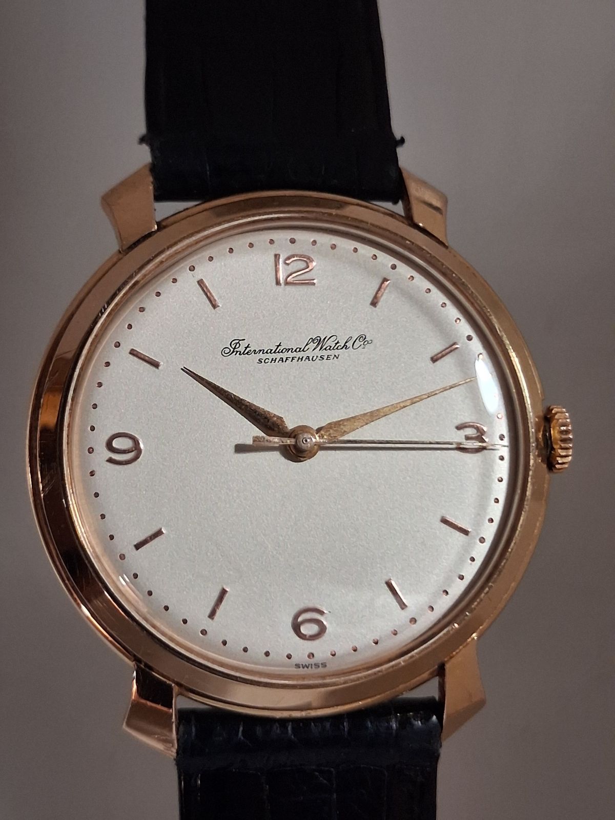 IWC-Shark-fin-cal 89-1961-18k